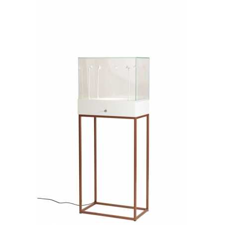vitrine displays