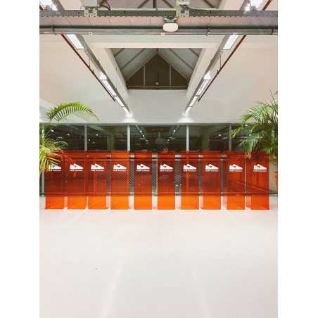 Plexiglas sokkels | zuilen  van plexiglas | ook op maat in kleur